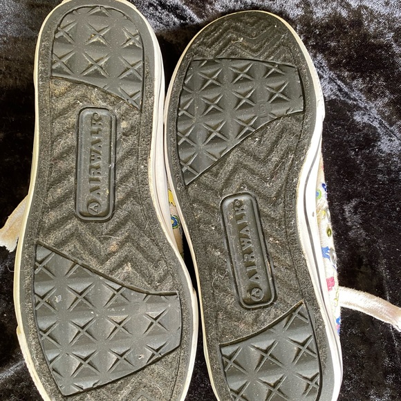 Womens Size 6 Airwalk Tennis Shoes Sneakers Funky! Like Converse! - Picture 4 of 5